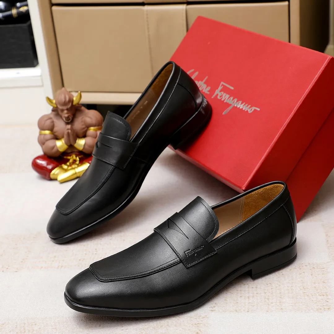Men's shoes 💰600 🕷🕷🐂【Ferragamo】 Popular fashion casual shoes🇨🇳Official website counter 1:1 production, original mold opening💯Good quality can be seen, imported high-end first-layer pebbled calfskin, water-dyed🐂leather lining🌿very clear texture, high-quality waterproof, non-slip and wear-resistant outsole🎋high quality and low price, truly handmade🍓, 5 colors available! Code number 38-44 (45. To be customized)
